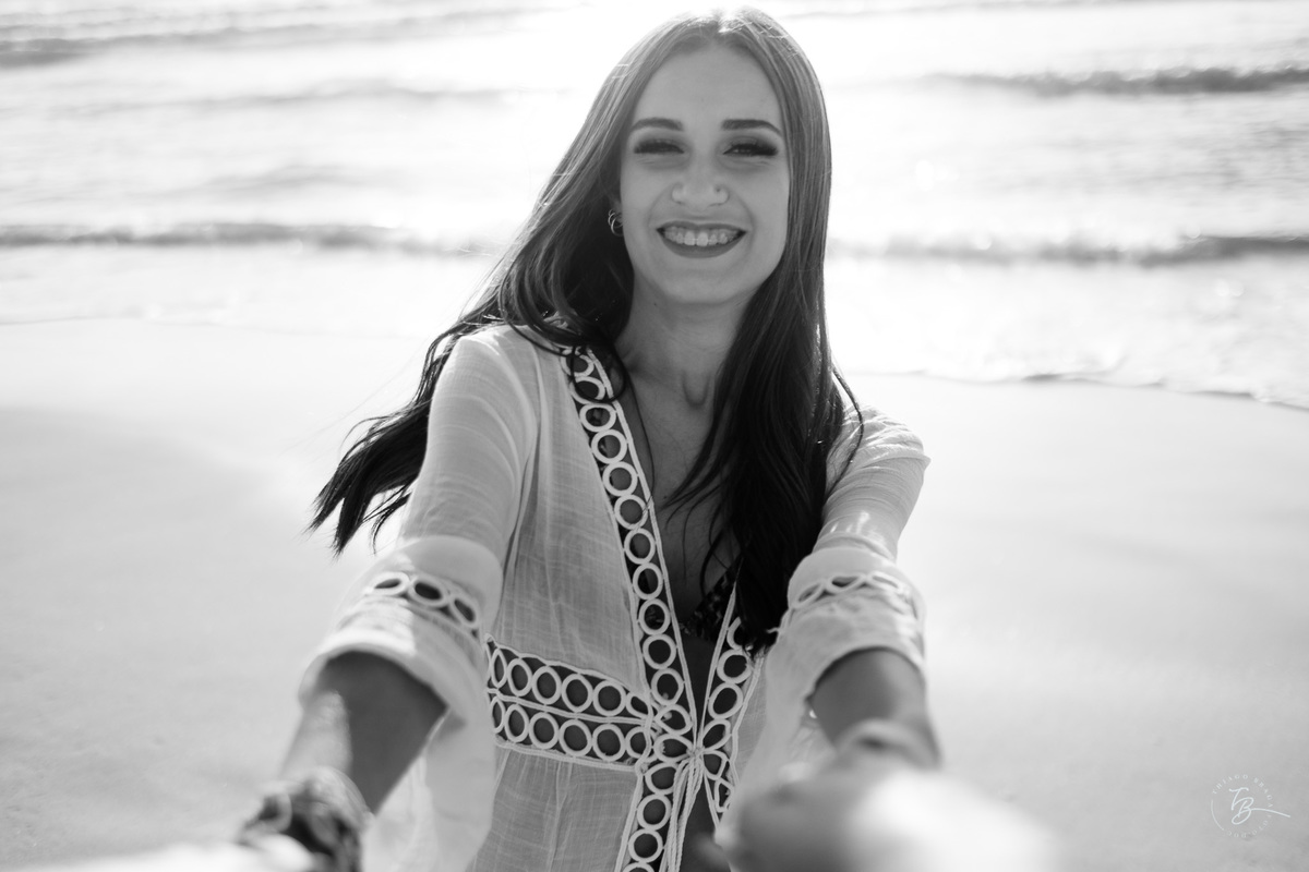 Amanhecer do Sol na para Mole em Floripa. Ensaio de 15 anos com a Julia por Thiago Braga fotografia. 