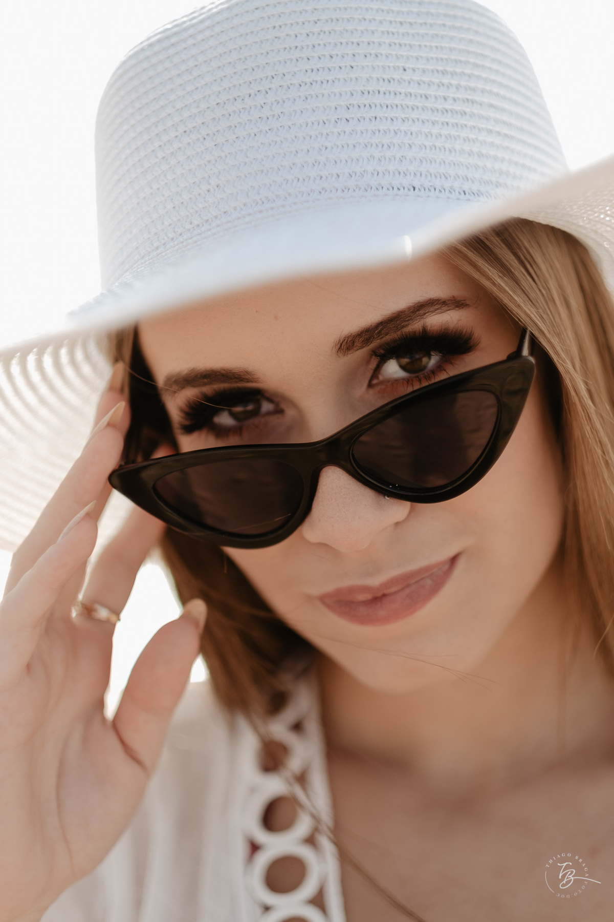 Amanhecer do Sol na para Mole em Floripa. Ensaio de 15 anos com a Julia por Thiago Braga fotografia. 