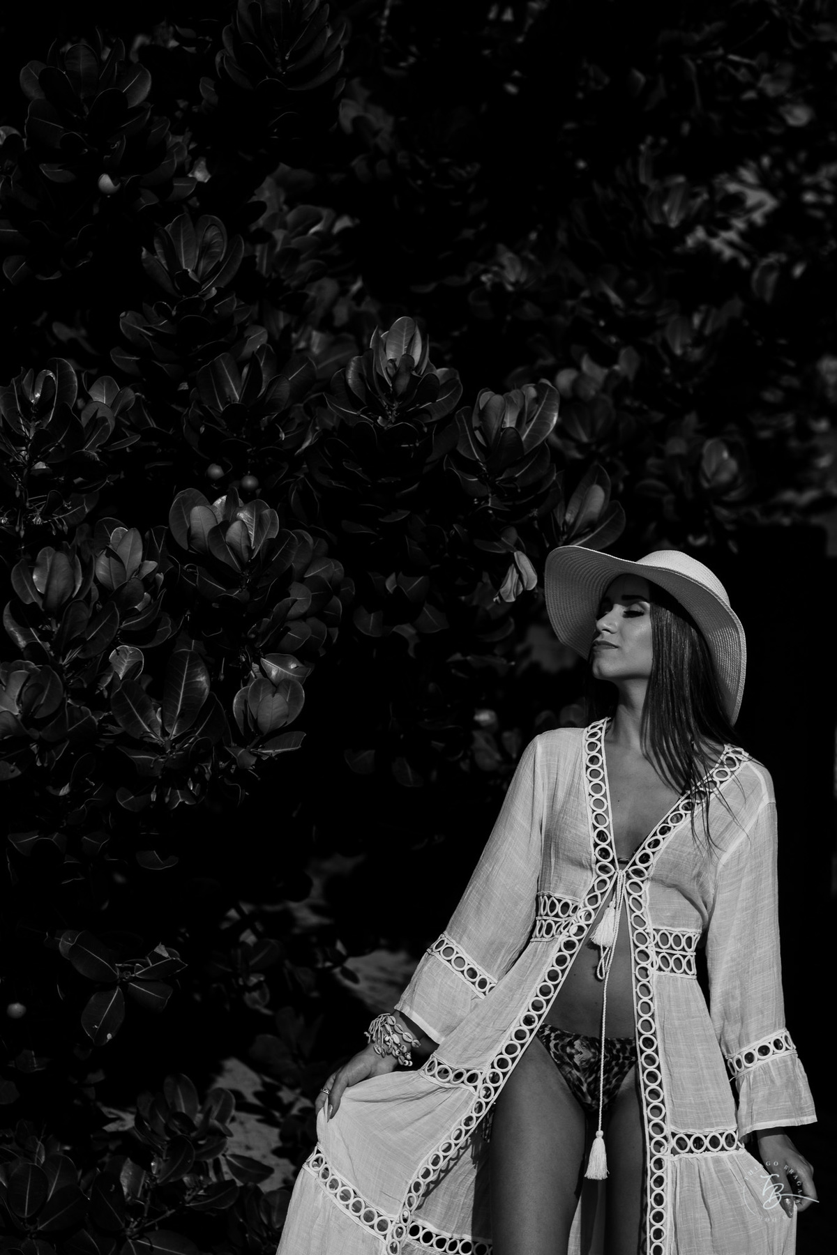 Amanhecer do Sol na para Mole em Floripa. Ensaio de 15 anos com a Julia por Thiago Braga fotografia. 