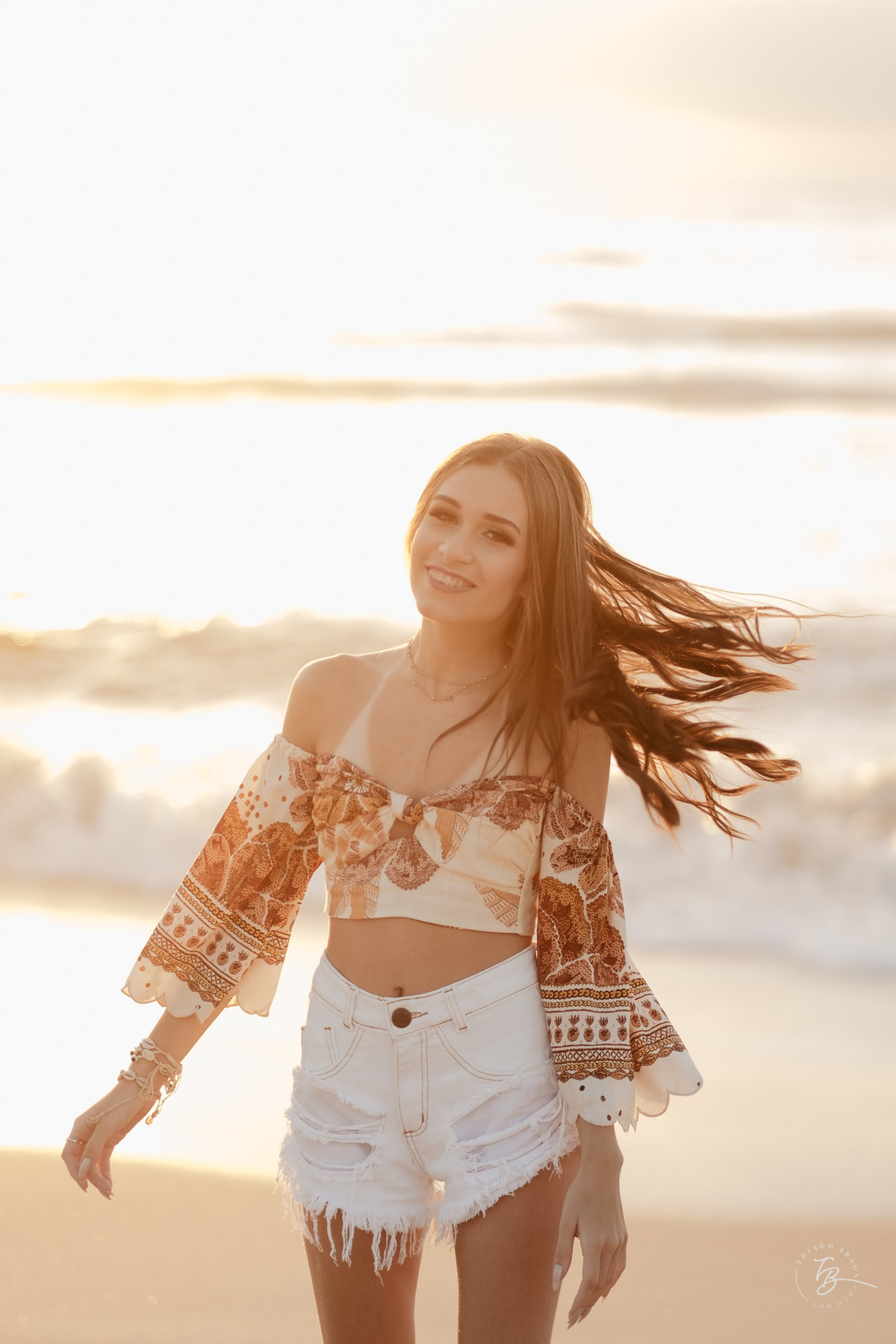 Amanhecer do Sol na para Mole em Floripa. Ensaio de 15 anos com a Julia por Thiago Braga fotografia. 