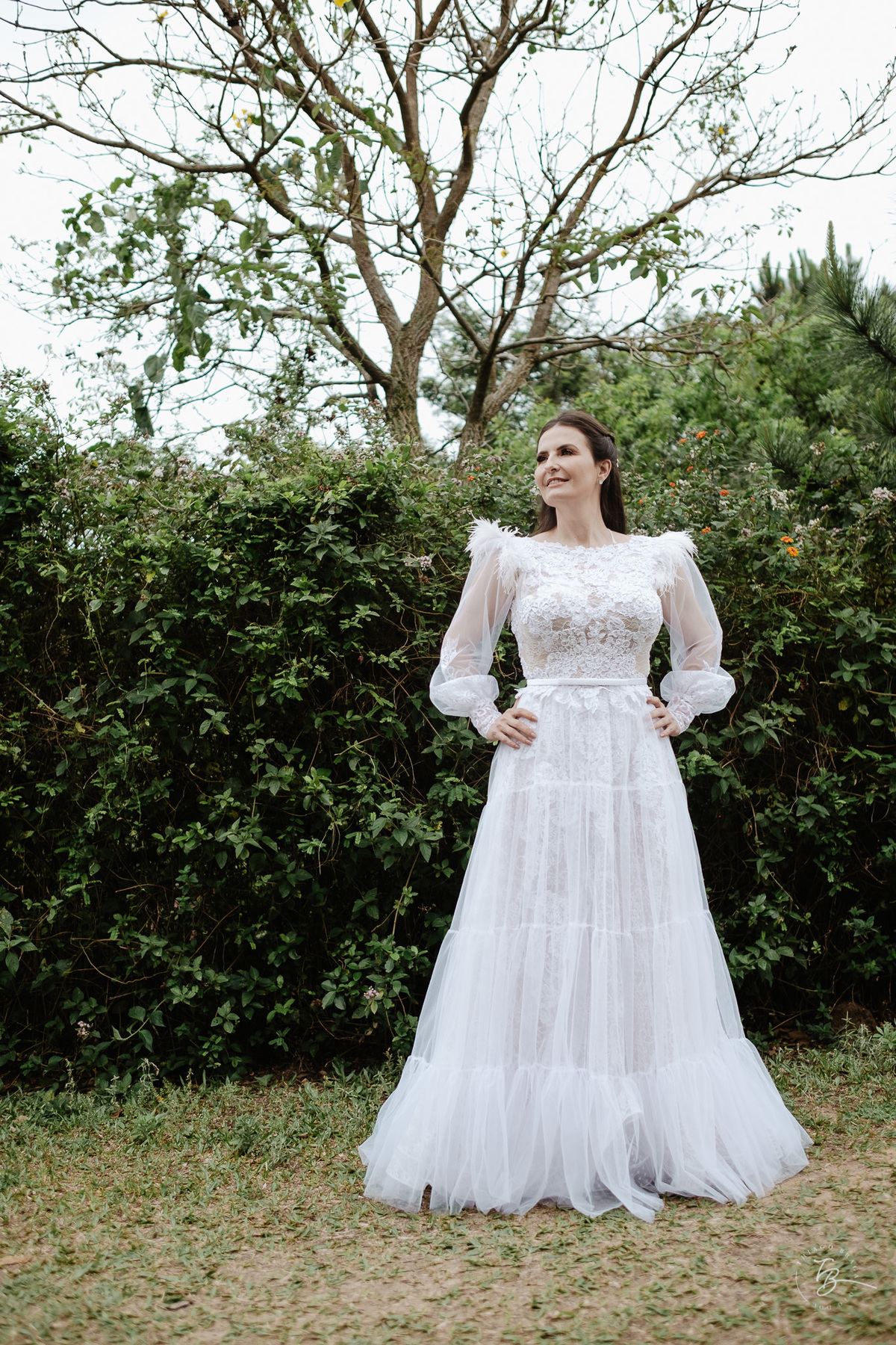 Casamento intimista no Moçambique, Rio Vermelho em Florianópolis. Cerimônia ao ar livre para celebrar a união do Osvaldo e da Sandra. Fotos por Thiago Braga Fotografia.