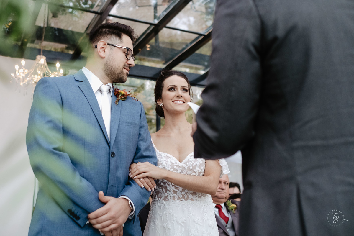 Casamento Indaiá Lincoln e Suellen, fim de tarde, na Lagoa em Florianópolis - Sc por Thiago Braga foto