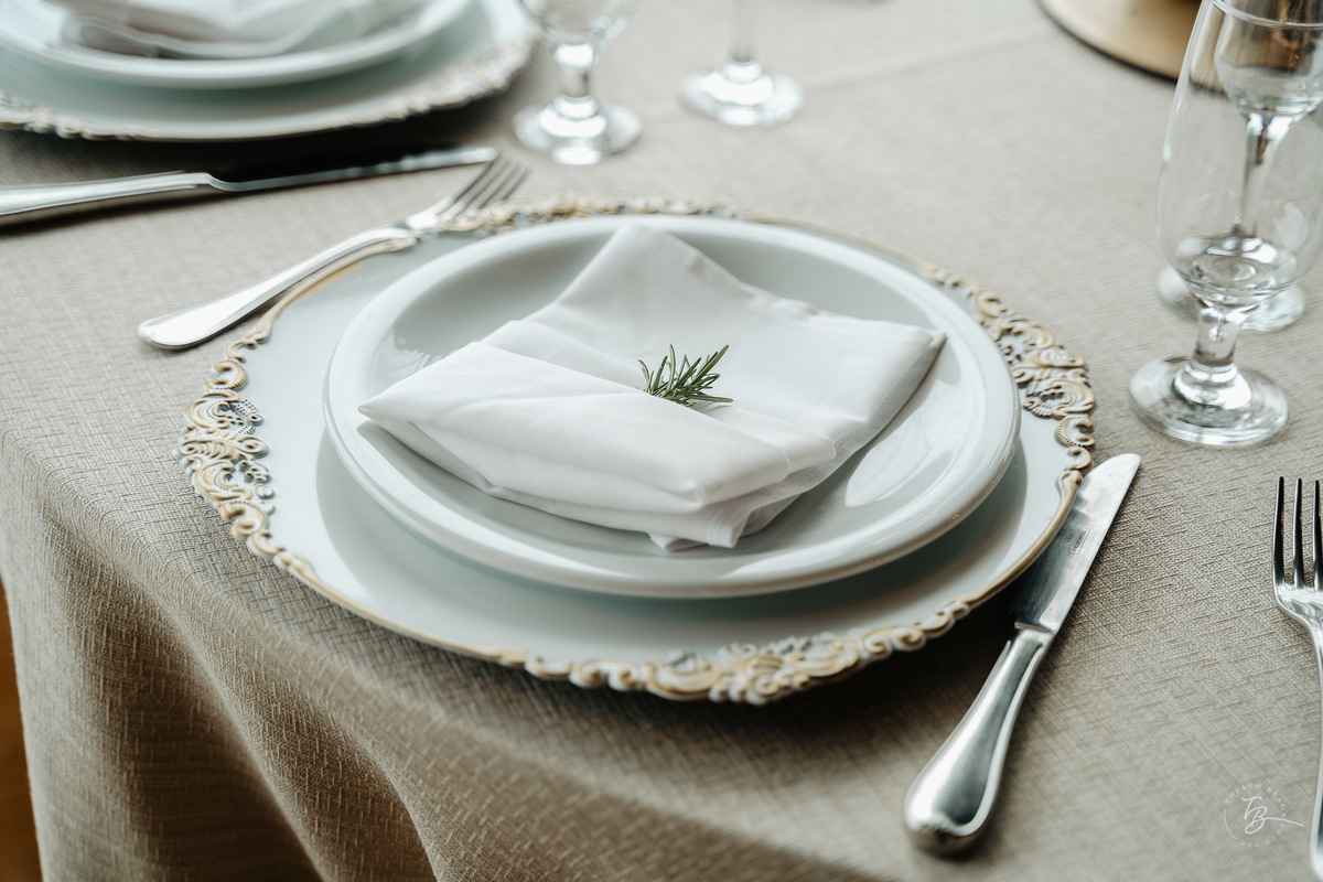 Casamento Indaiá Lincoln e Suellen, fim de tarde, na Lagoa em Florianópolis - Sc por Thiago Braga foto