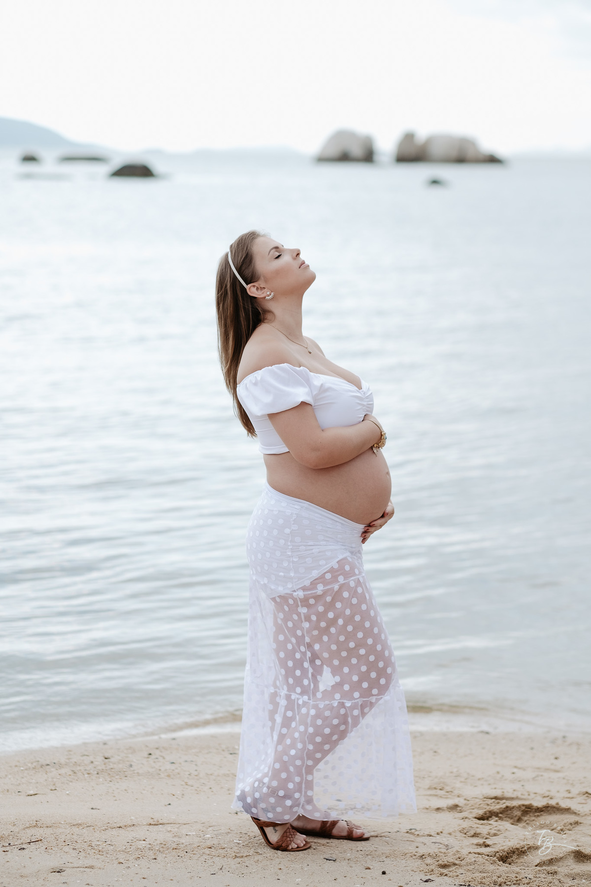 Ensaio gestante espera pelo Leonardo, em um fim de tarde em Itaguaçu - Florianópolis, por Thiago Braga