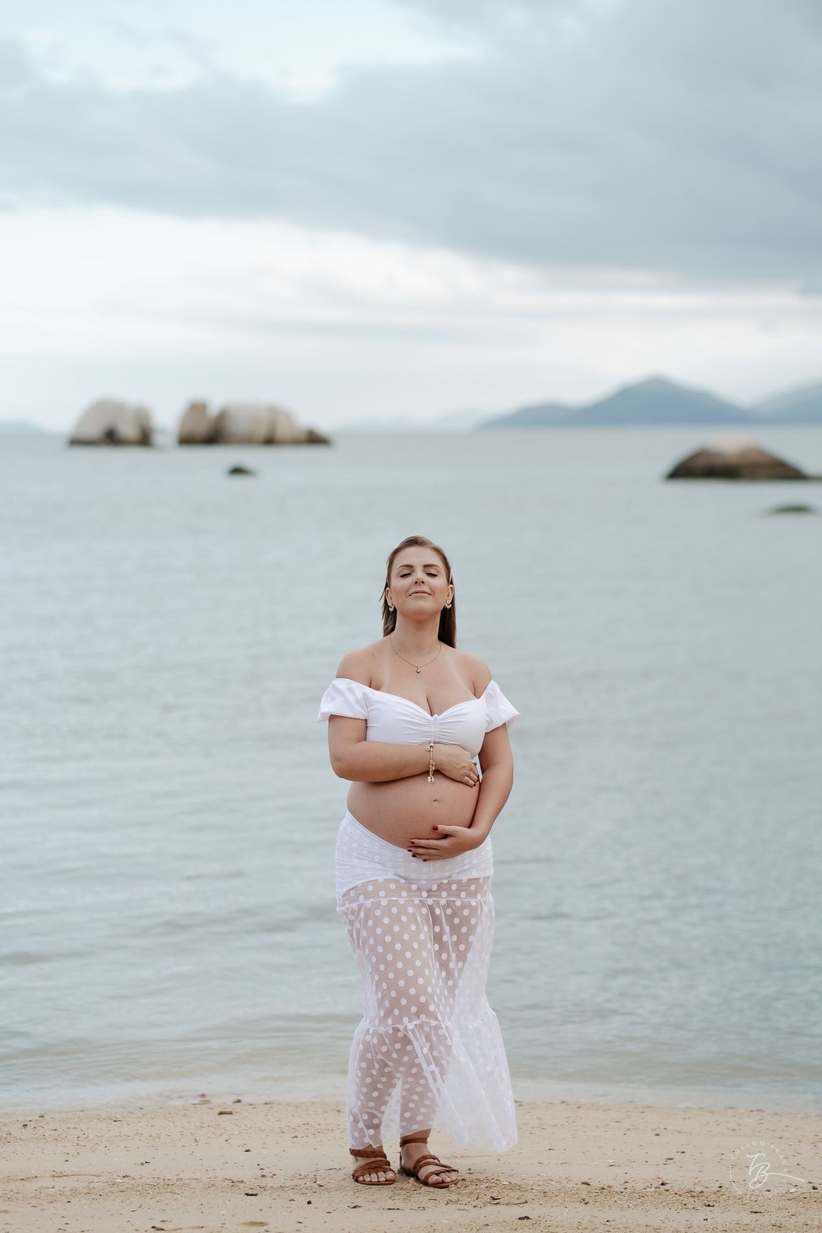 Ensaio gestante espera pelo Leonardo, em um fim de tarde em Itaguaçu - Florianópolis, por Thiago Braga