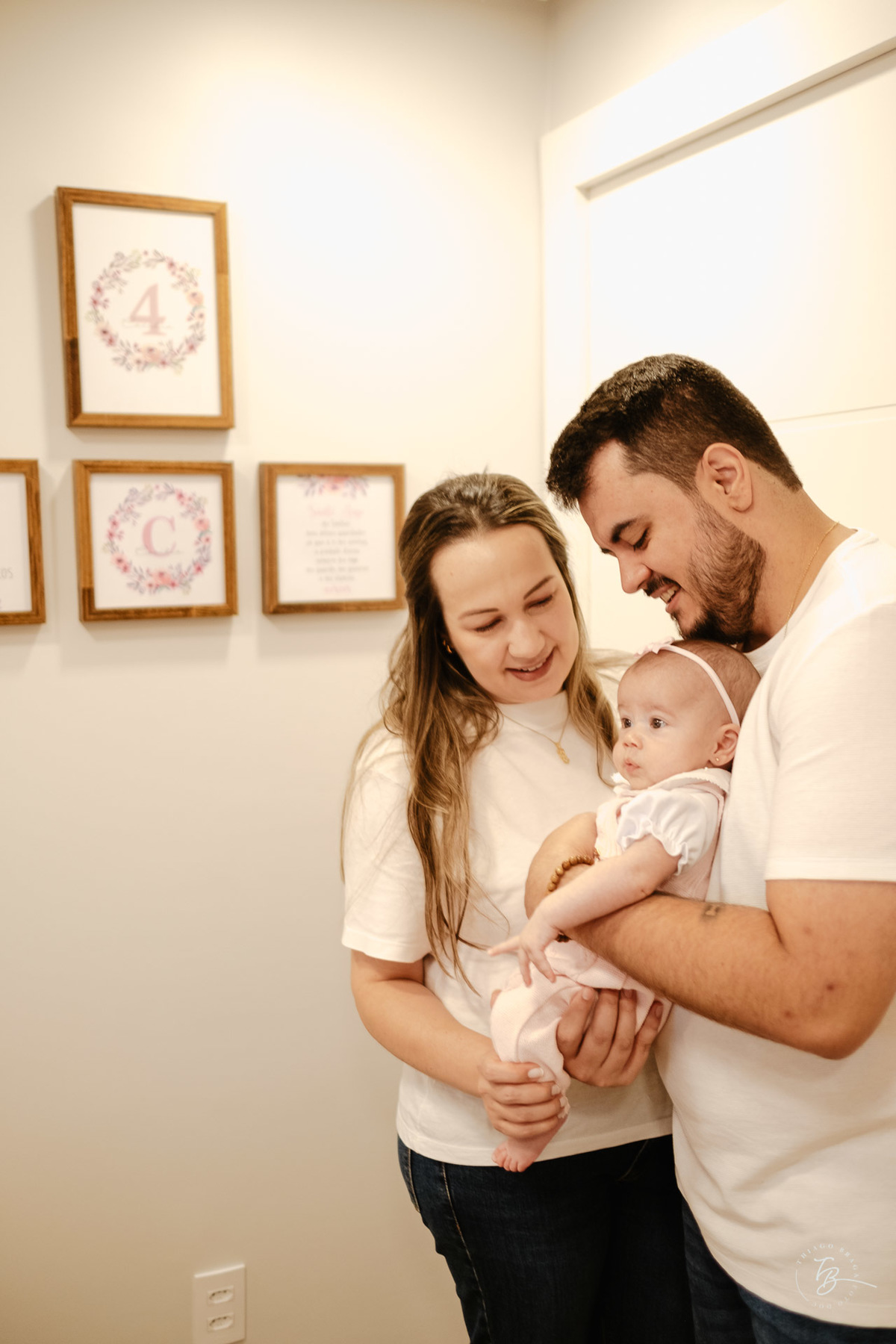 Acompanhamento anual do primeiro ano com Thiago Braga Fotografia, ensaio em casa
