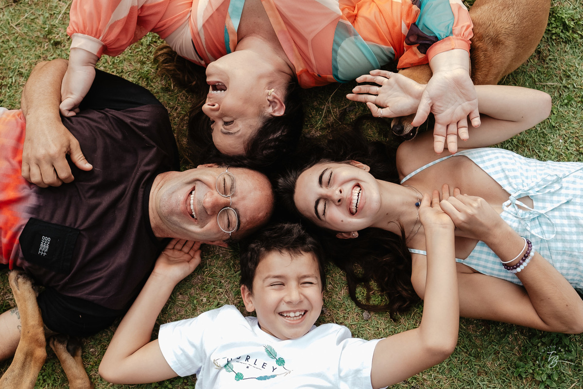 retrato de familia com dogs