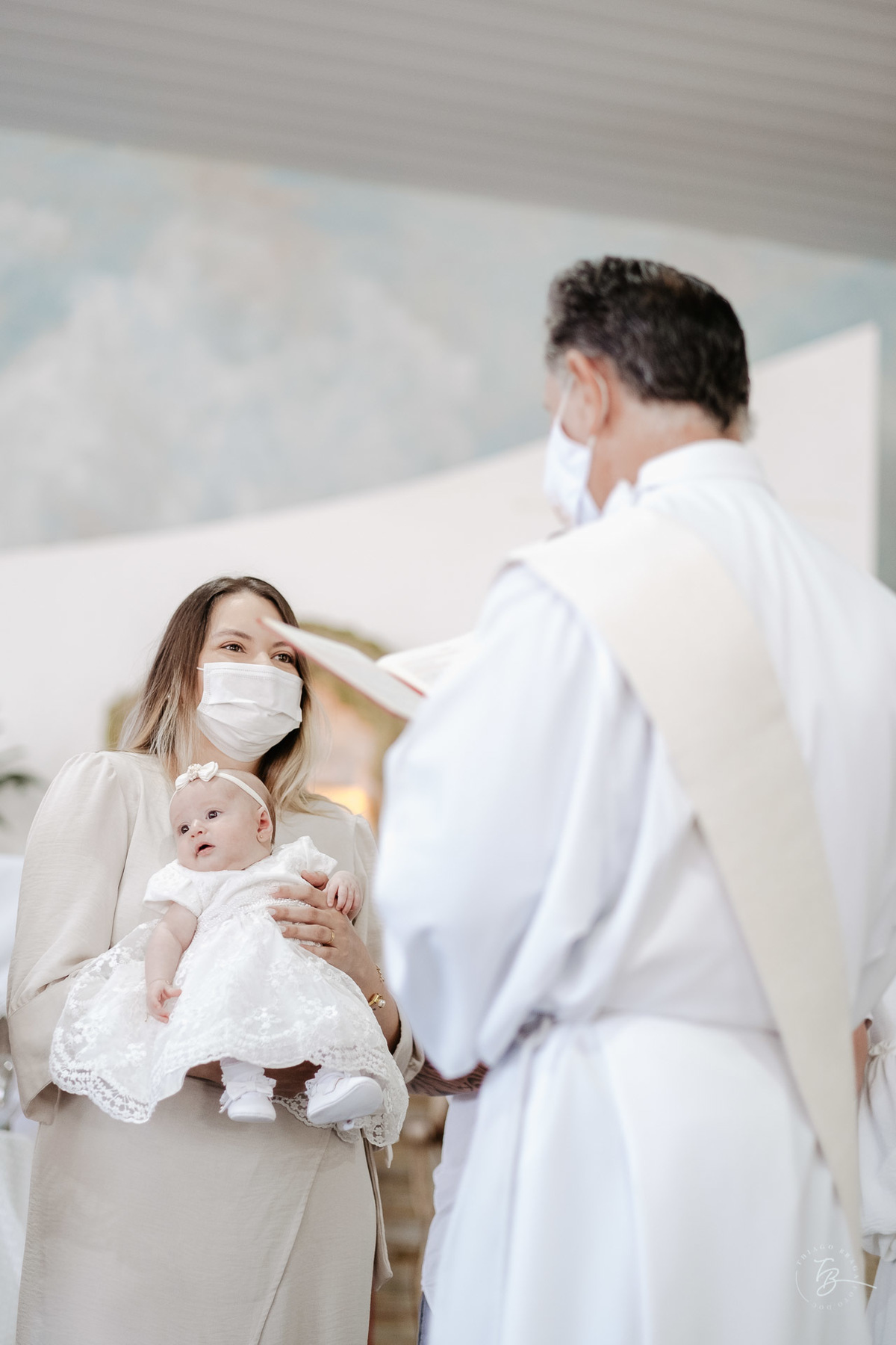 dia do batizado da Laura, por Thiago Braga fotografia. Documental de família