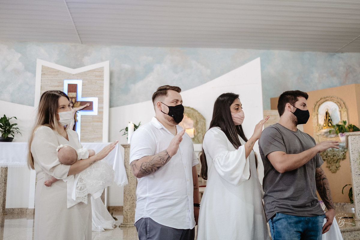 dia do batizado da Laura, por Thiago Braga fotografia. Documental de família