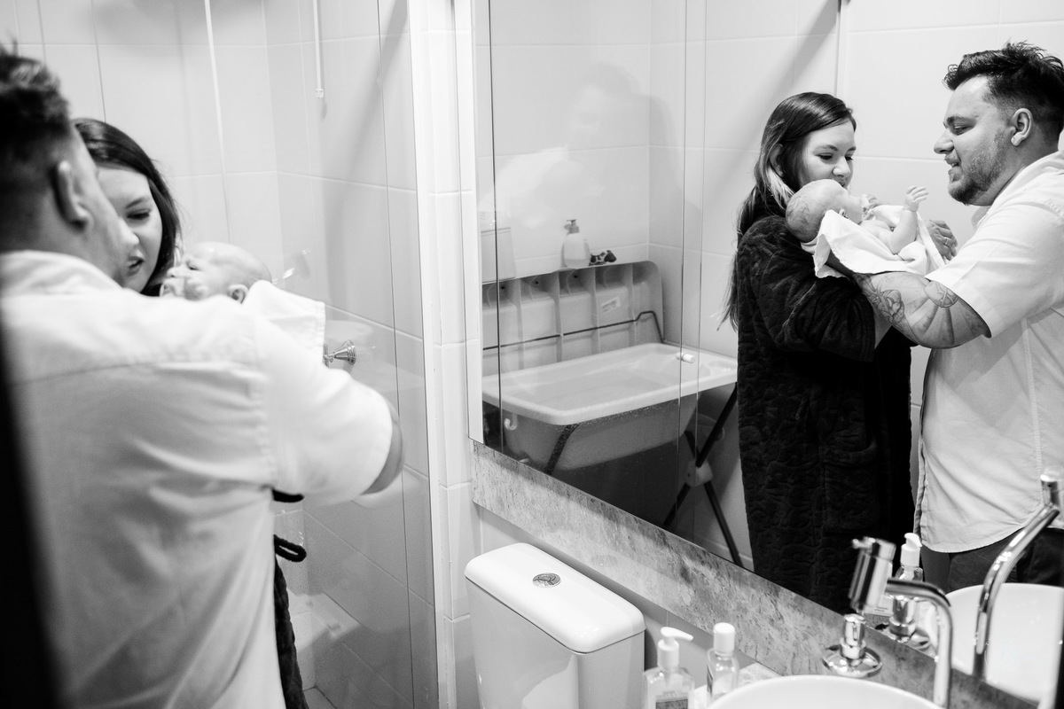 dia do batizado da Laura, por Thiago Braga fotografia. Documental de família