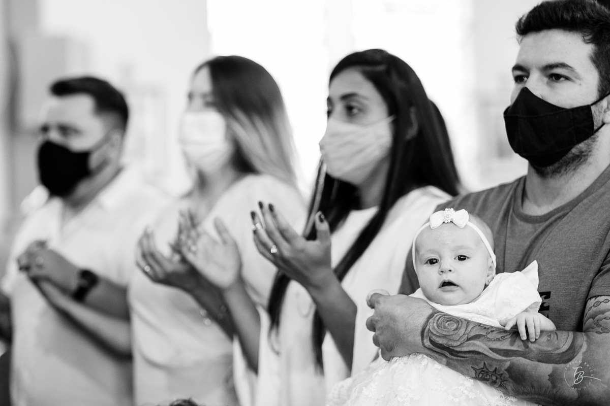 dia do batizado da Laura, por Thiago Braga fotografia. Documental de família