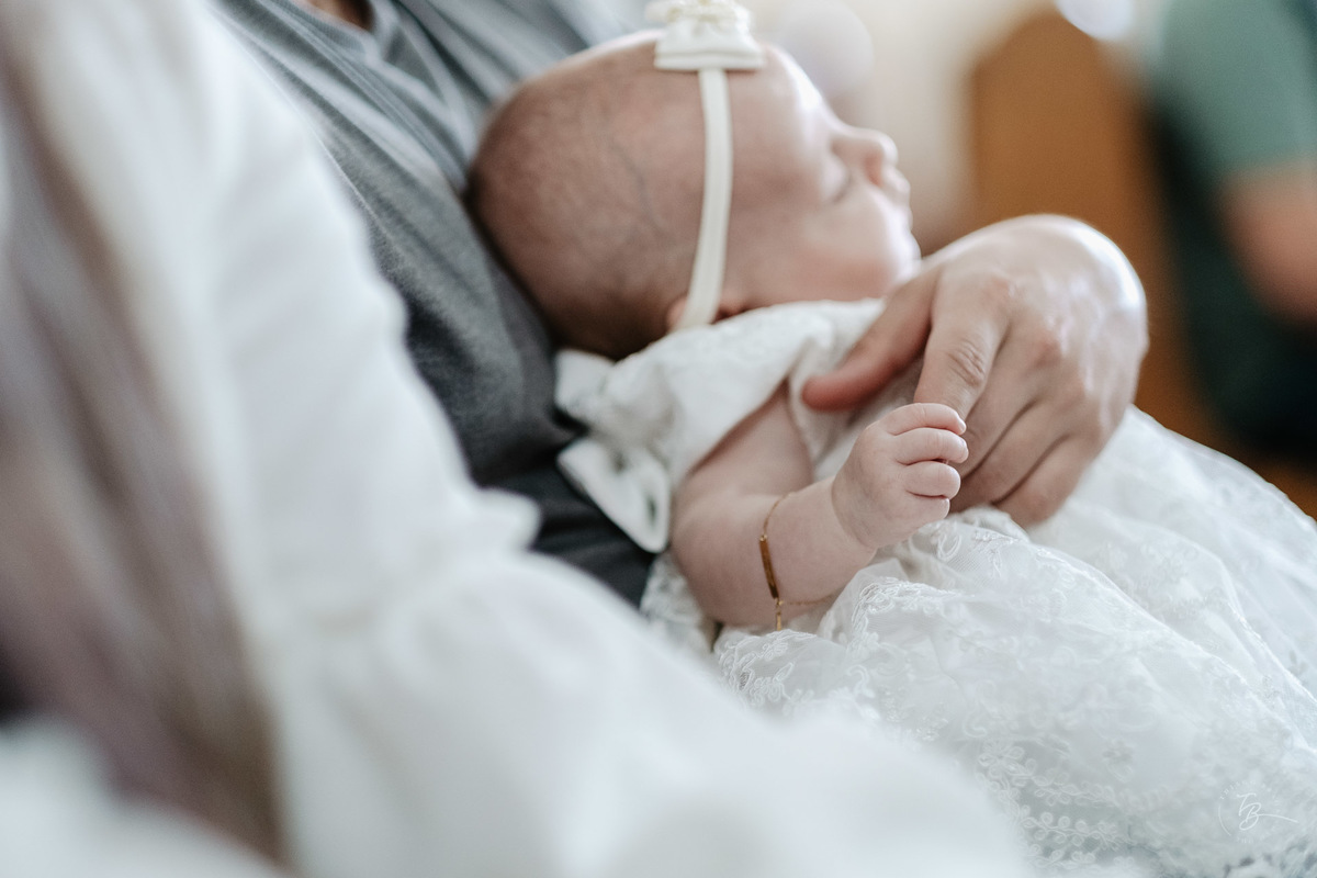 dia do batizado da Laura, por Thiago Braga fotografia. Documental de família