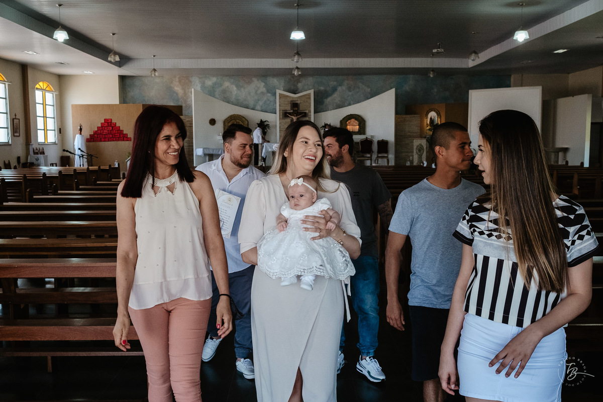 dia do batizado da Laura, por Thiago Braga fotografia. Documental de família