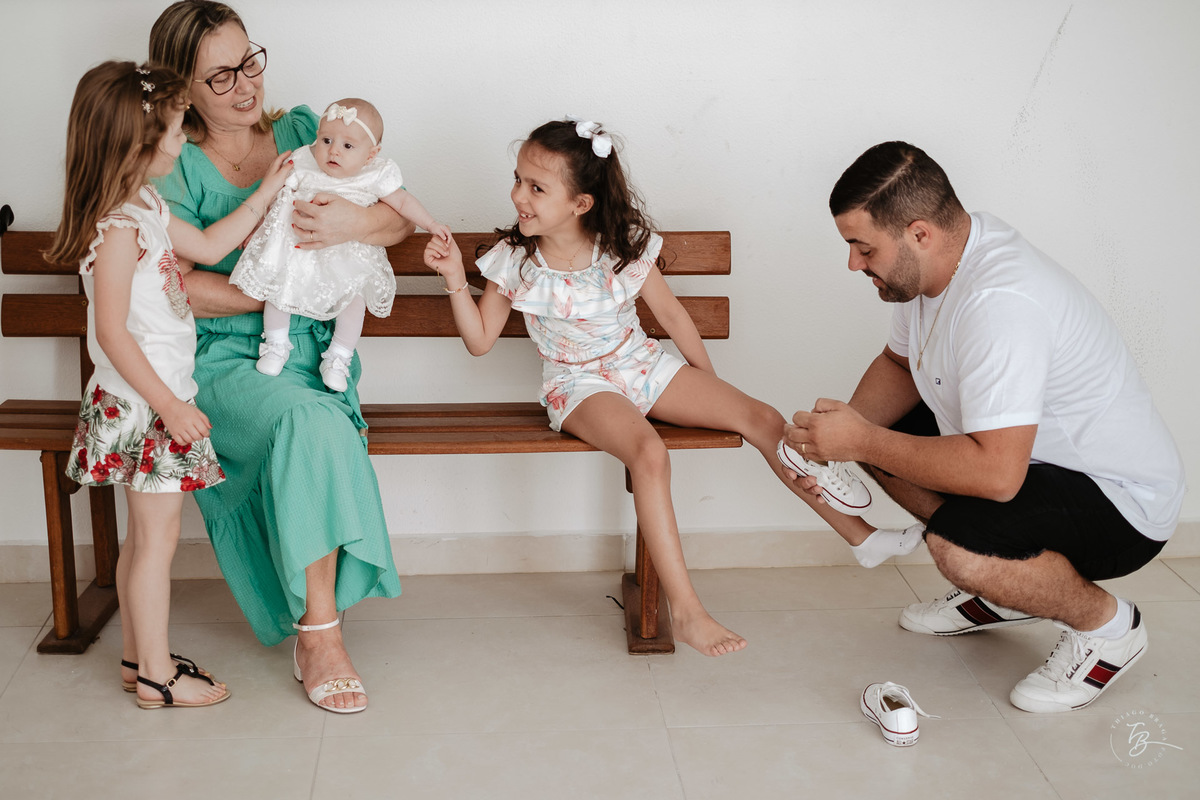 dia do batizado da Laura, por Thiago Braga fotografia. Documental de família