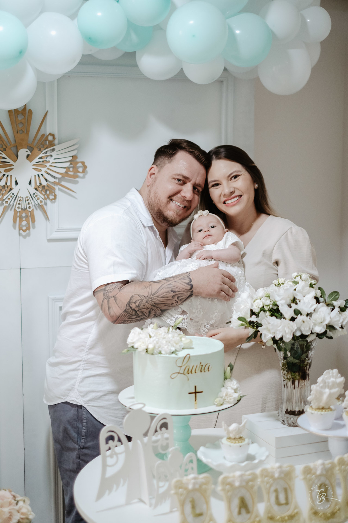 dia do batizado da Laura, por Thiago Braga fotografia. Documental de família