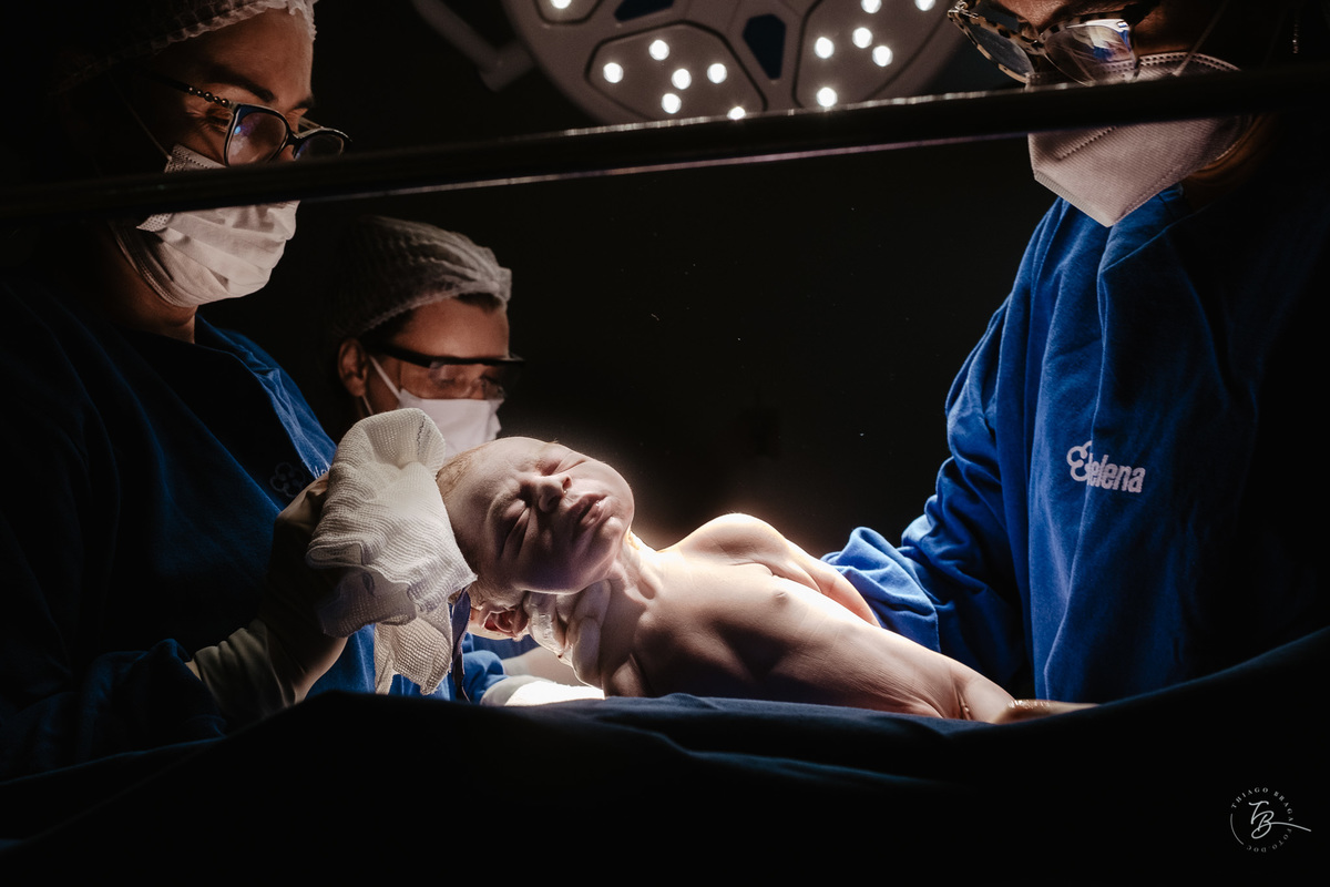 Nascimento do Benicio, na maternidade Santa Helena em Florianópolis/Sc, por Thiago Braga Fotografia. 