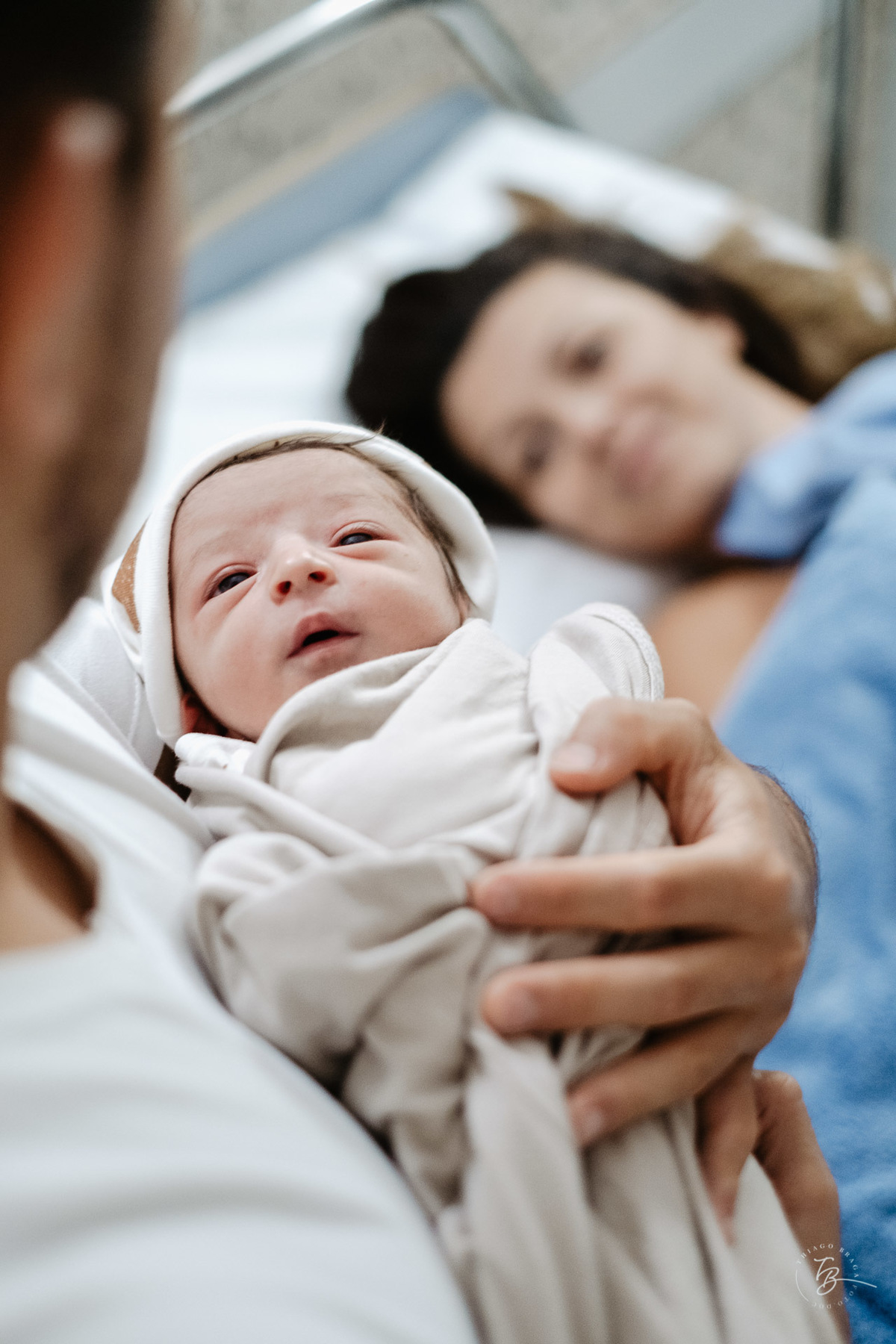 nascimento do Pedro, cesárea após indução na Clínica e Maternidade Santa Helena em Florianópolis, por Thiago Braga Fotografia. 