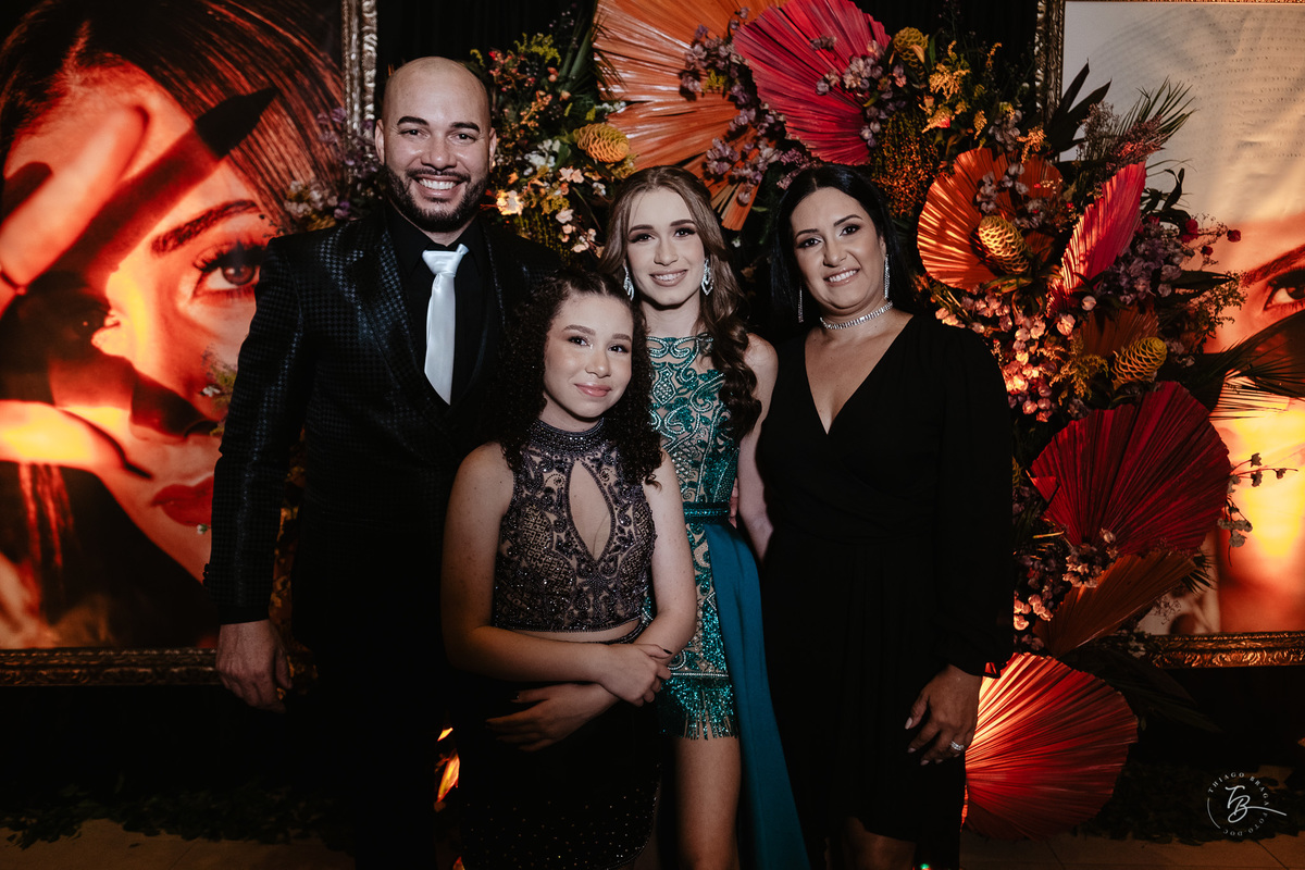 aniversário, festa de 15 anos no Clube 6 de janeiro em Florianópolis por Thiago Braga fotografia.