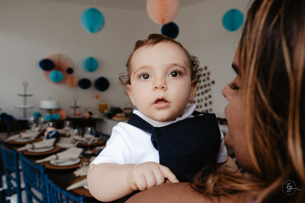 aniversário intimista, em casa, por Thiago Braga. Fotografia documental de aniversário. 