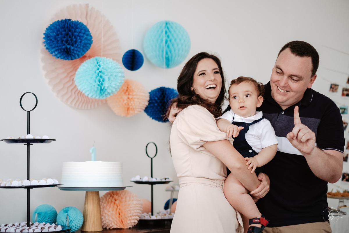 aniversário intimista, em casa, por Thiago Braga. Fotografia documental de aniversário. 