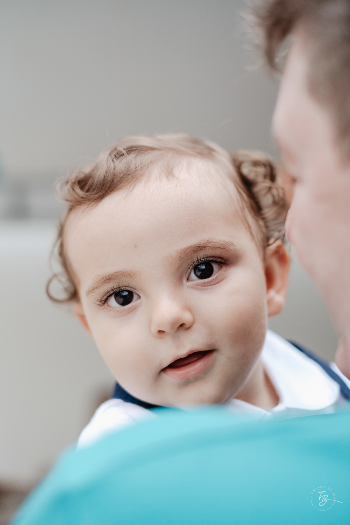 aniversário intimista, em casa, por Thiago Braga. Fotografia documental de aniversário. 