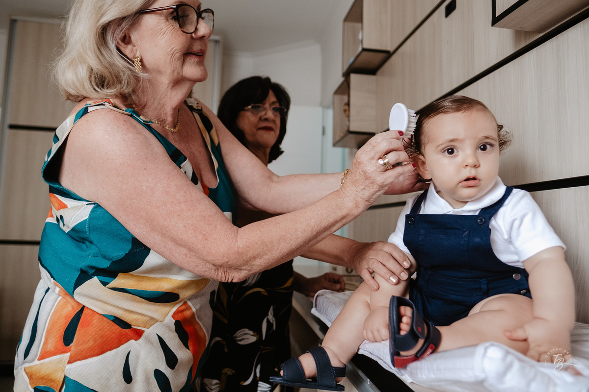 aniversário intimista, em casa, por Thiago Braga. Fotografia documental de aniversário. 