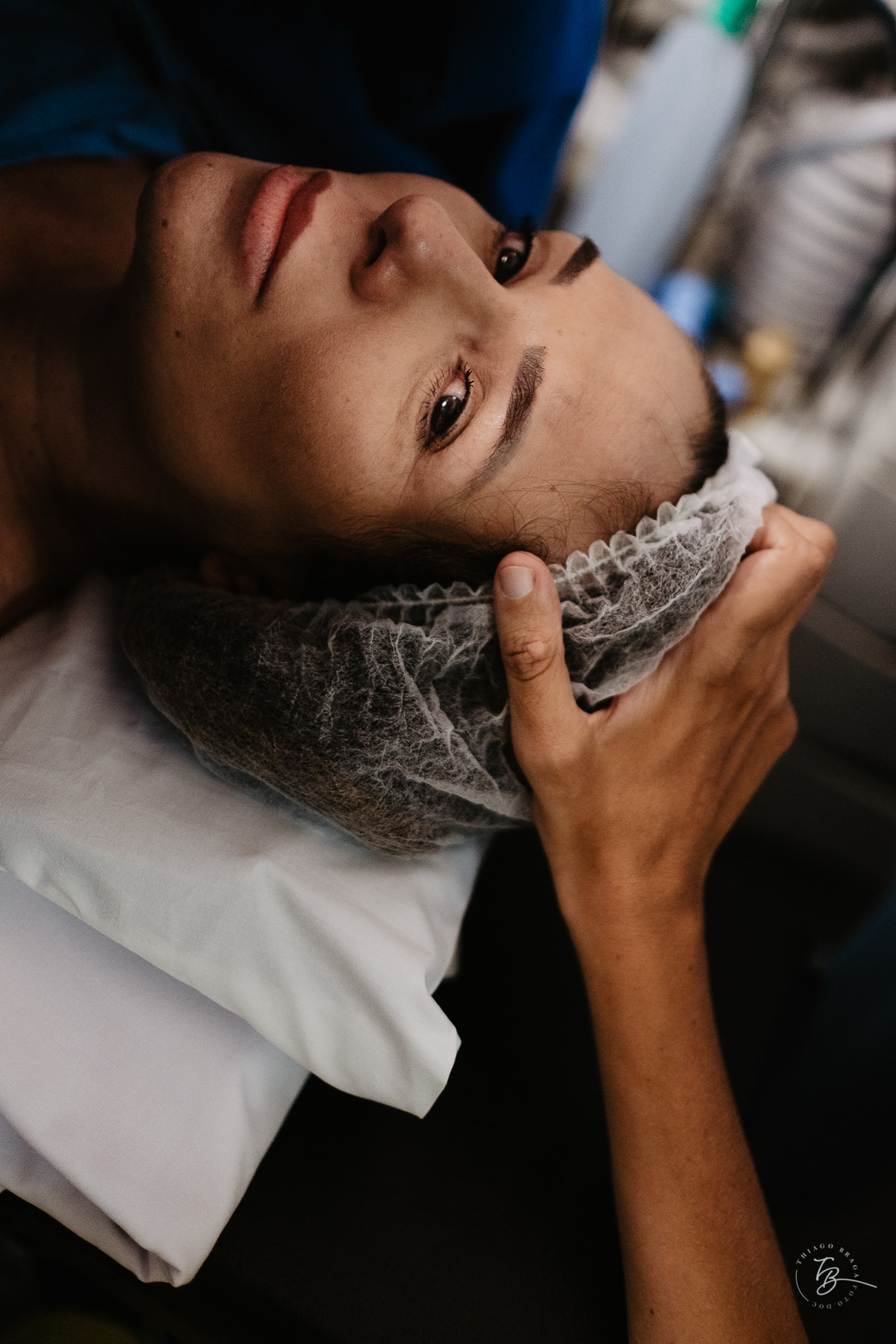 nascimento na maternidade Santa Helena por Thiago Braga Fotografia. Parto cesárea emocionante. 