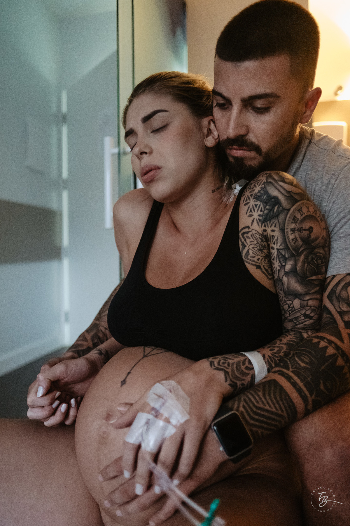 parto normal do nascimento do Lucca, na maternidade Santa Helena em Florianópolis, por Thiago Braga fotografia.