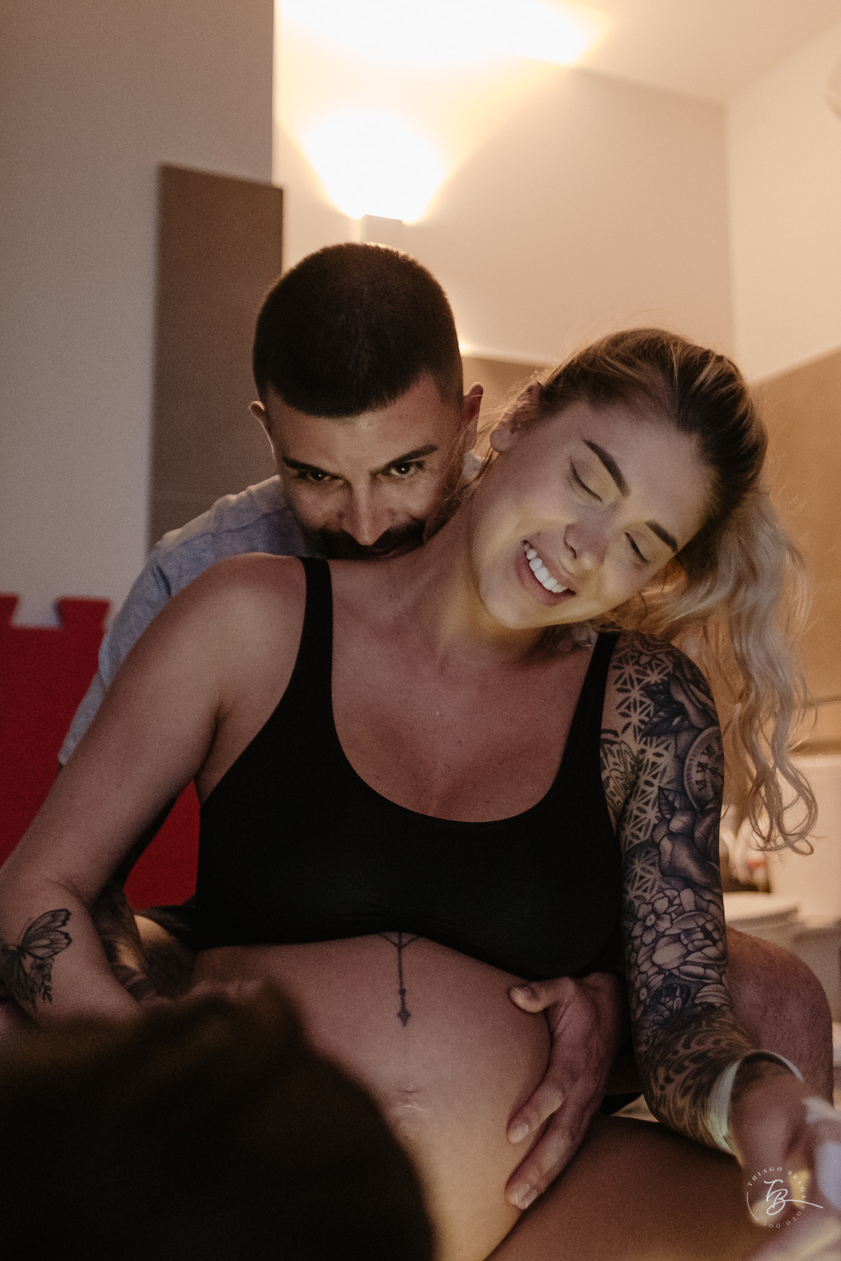 parto normal do nascimento do Lucca, na maternidade Santa Helena em Florianópolis, por Thiago Braga fotografia.