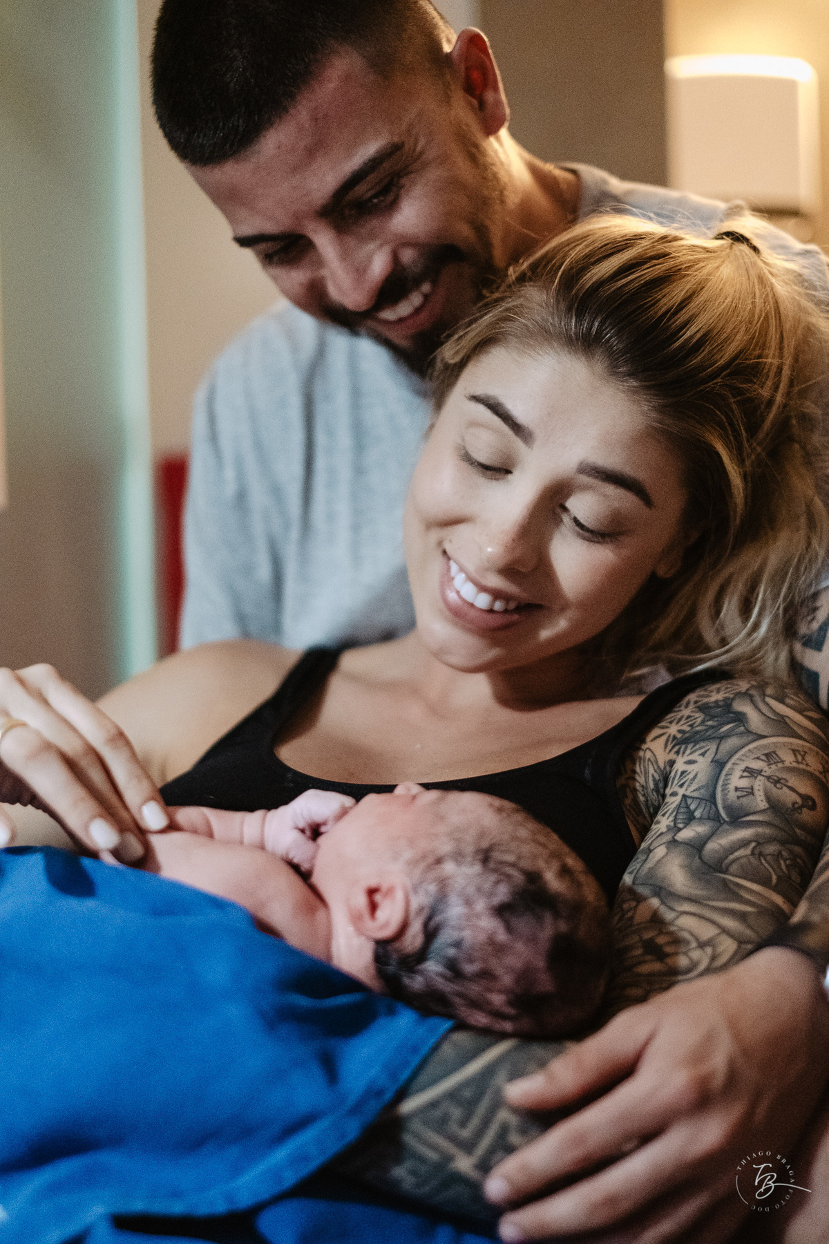 parto normal do nascimento do Lucca, na maternidade Santa Helena em Florianópolis, por Thiago Braga fotografia.