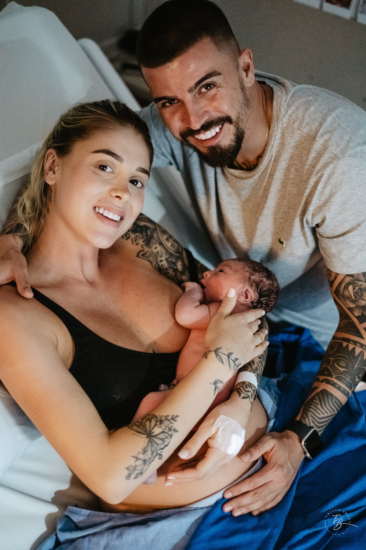 parto normal do nascimento do Lucca, na maternidade Santa Helena em Florianópolis, por Thiago Braga fotografia.