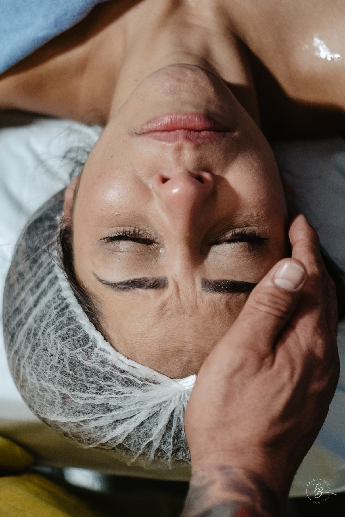 fotografia de nascimento na maternidade santa helena por Thiago Braga fotografia