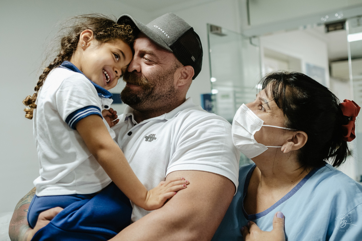 fotografia de nascimento na maternidade santa helena por Thiago Braga fotografia