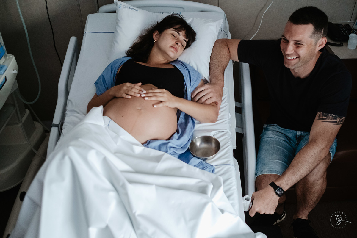 nascimento da Sofia na maternidade Santa Helena em Florianópolis por Thiago Braga Fotografia