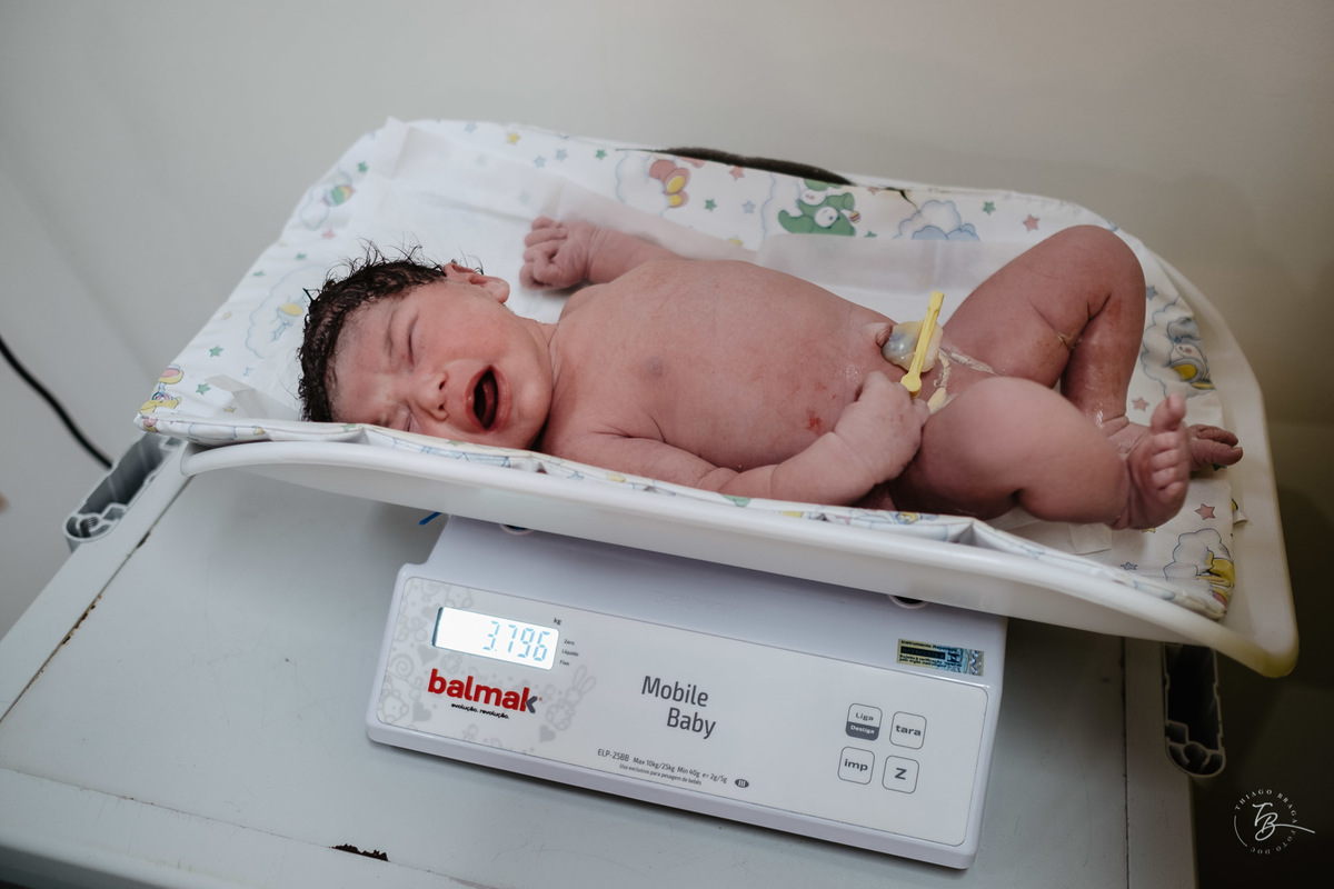 nascimento da Sofia na maternidade Santa Helena em Florianópolis por Thiago Braga Fotografia