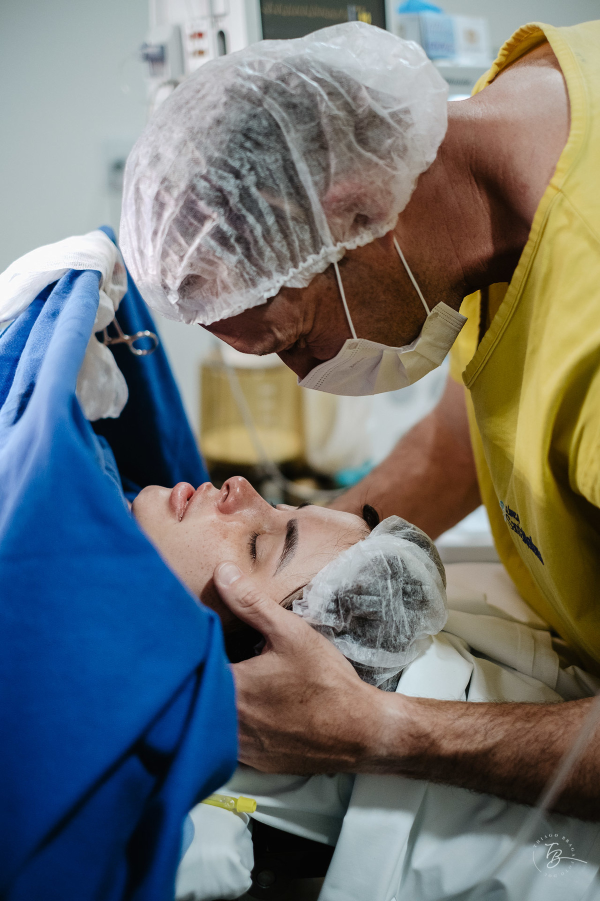 nascimento da Sofia na maternidade Santa Helena em Florianópolis por Thiago Braga Fotografia