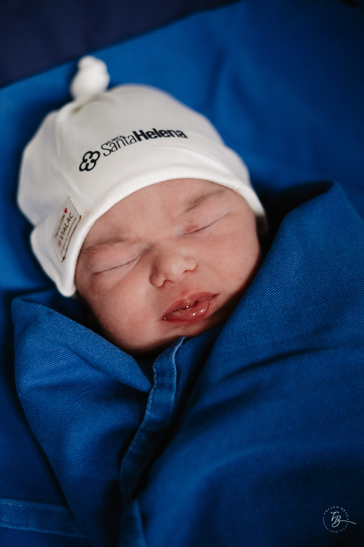 nascimento da Sofia na maternidade Santa Helena em Florianópolis por Thiago Braga Fotografia
