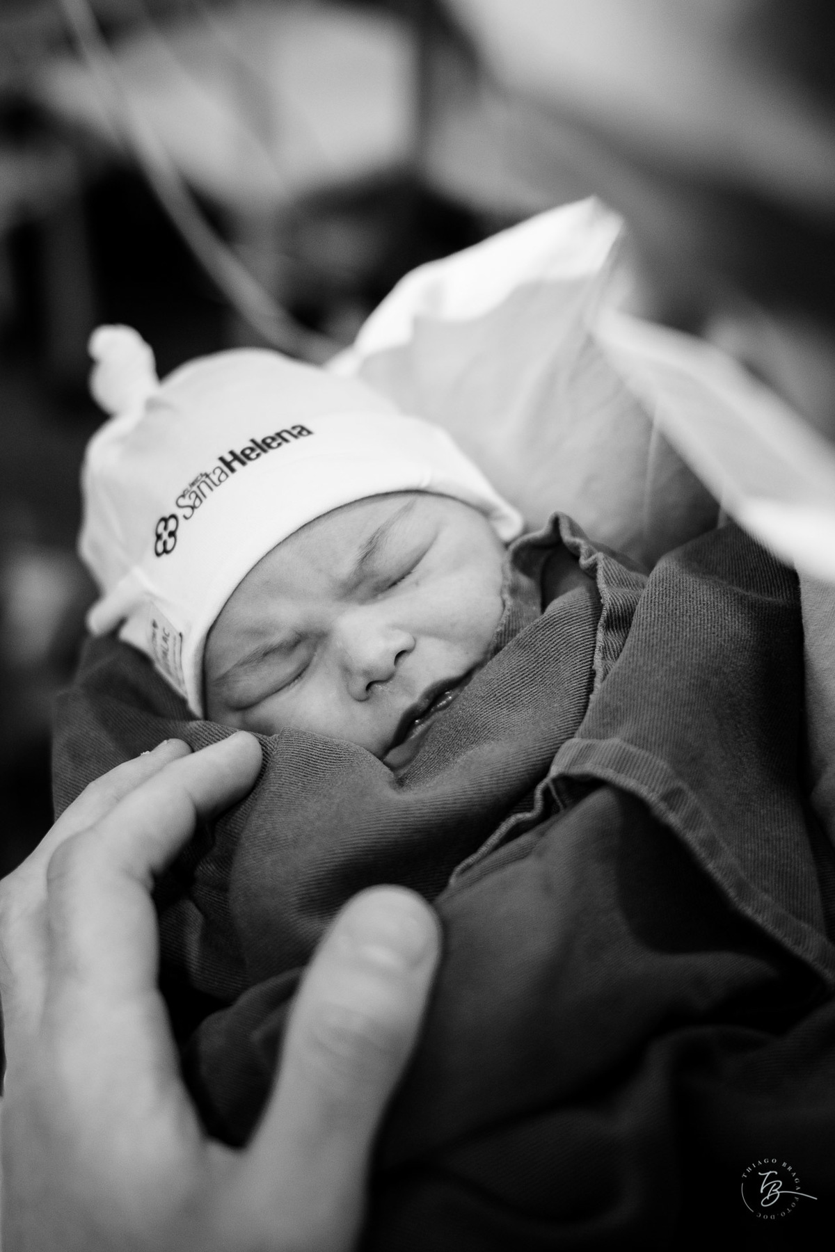 nascimento da Sofia na maternidade Santa Helena em Florianópolis por Thiago Braga Fotografia
