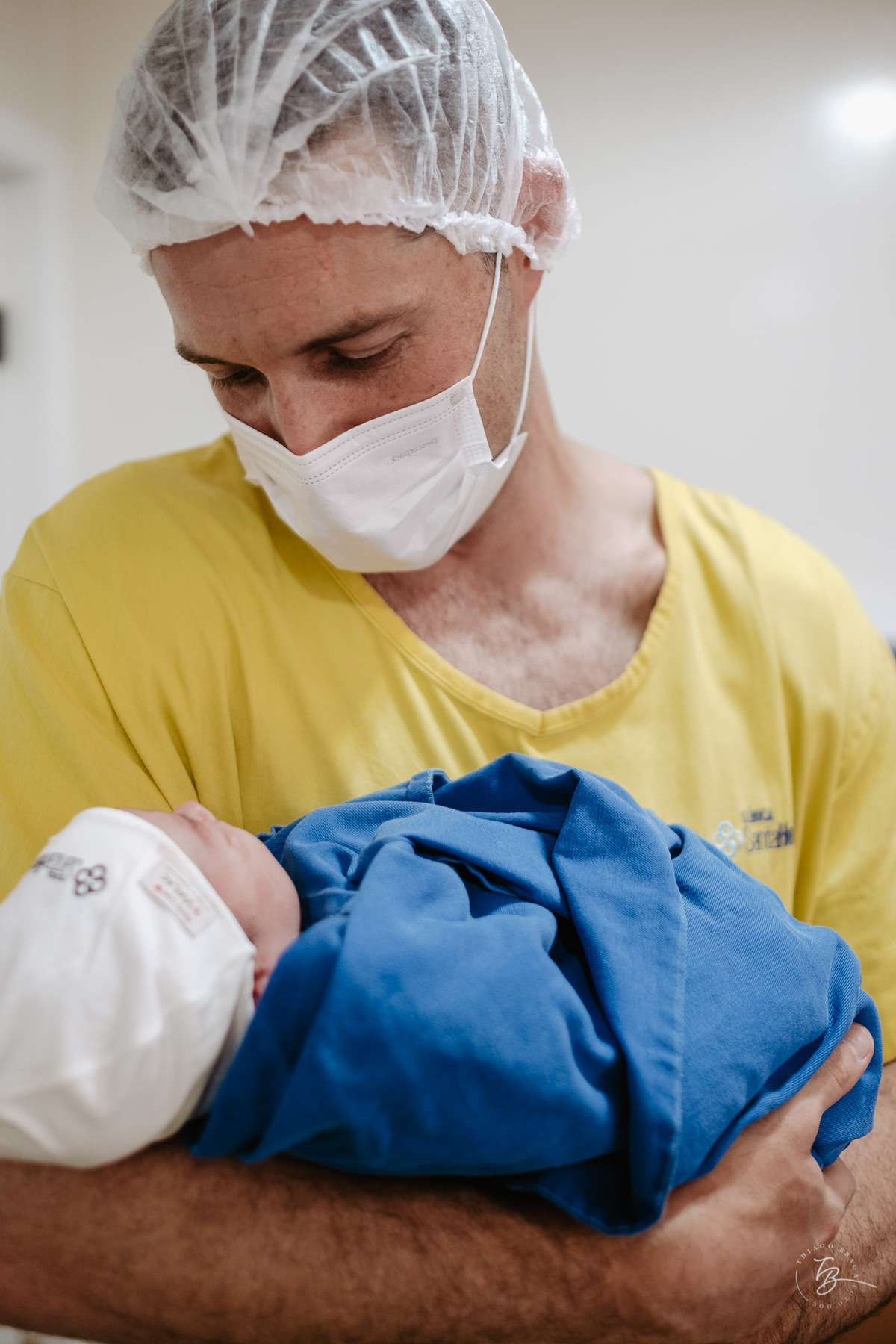 nascimento da Sofia na maternidade Santa Helena em Florianópolis por Thiago Braga Fotografia