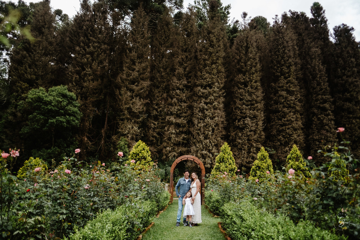 Ensaio de familia, na manhã no sitio a Jardineira, em Rancho Queimado/SC, por Thiago Braga Fotografia
