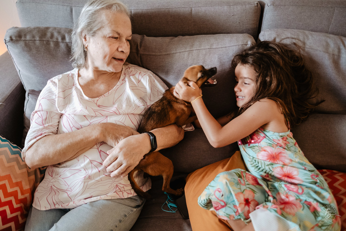 aniversário documentado de adulto, em casa, por Thiago Braga Fotografia. 