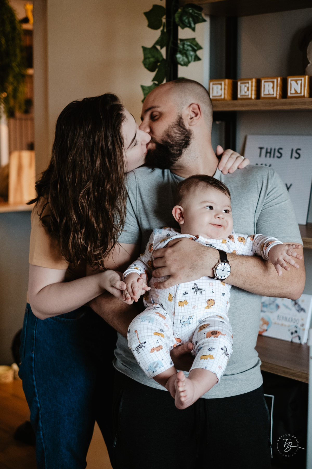 ensaio de bebê, 6 meses do Bernardo, em casa, por Thiago Braga fotografia