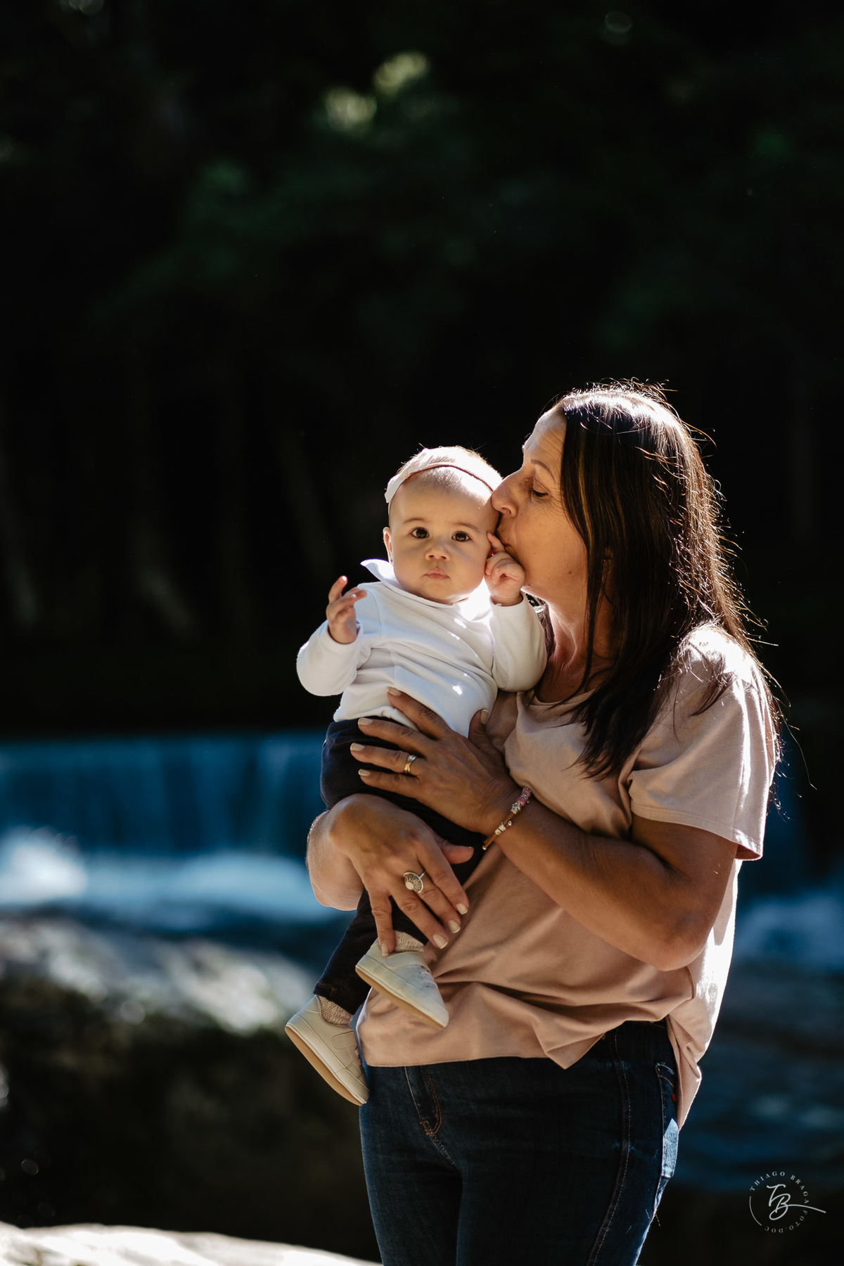 ensaio 8 meses, em anitápolis, sessão de família por Thiago Braga fotografia