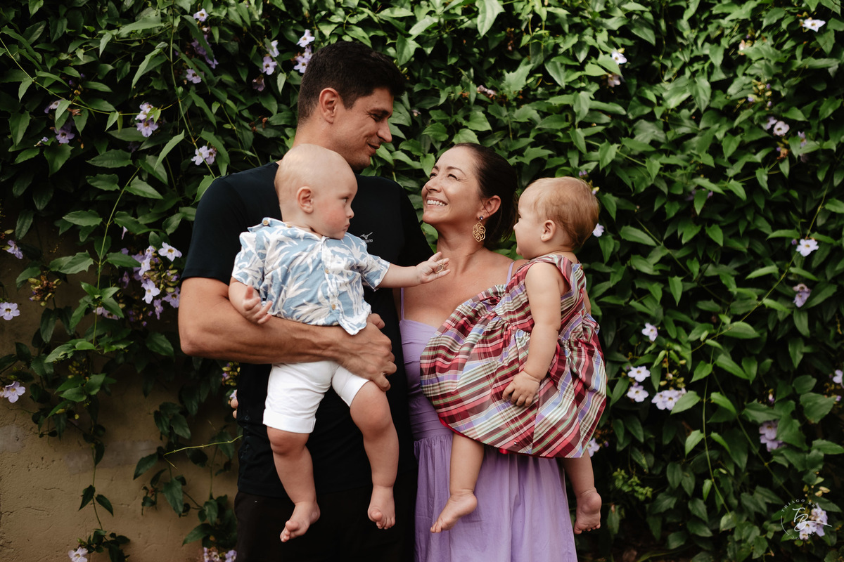 aniversário em casa com fotografia documental de família, por Thiago Braga. 