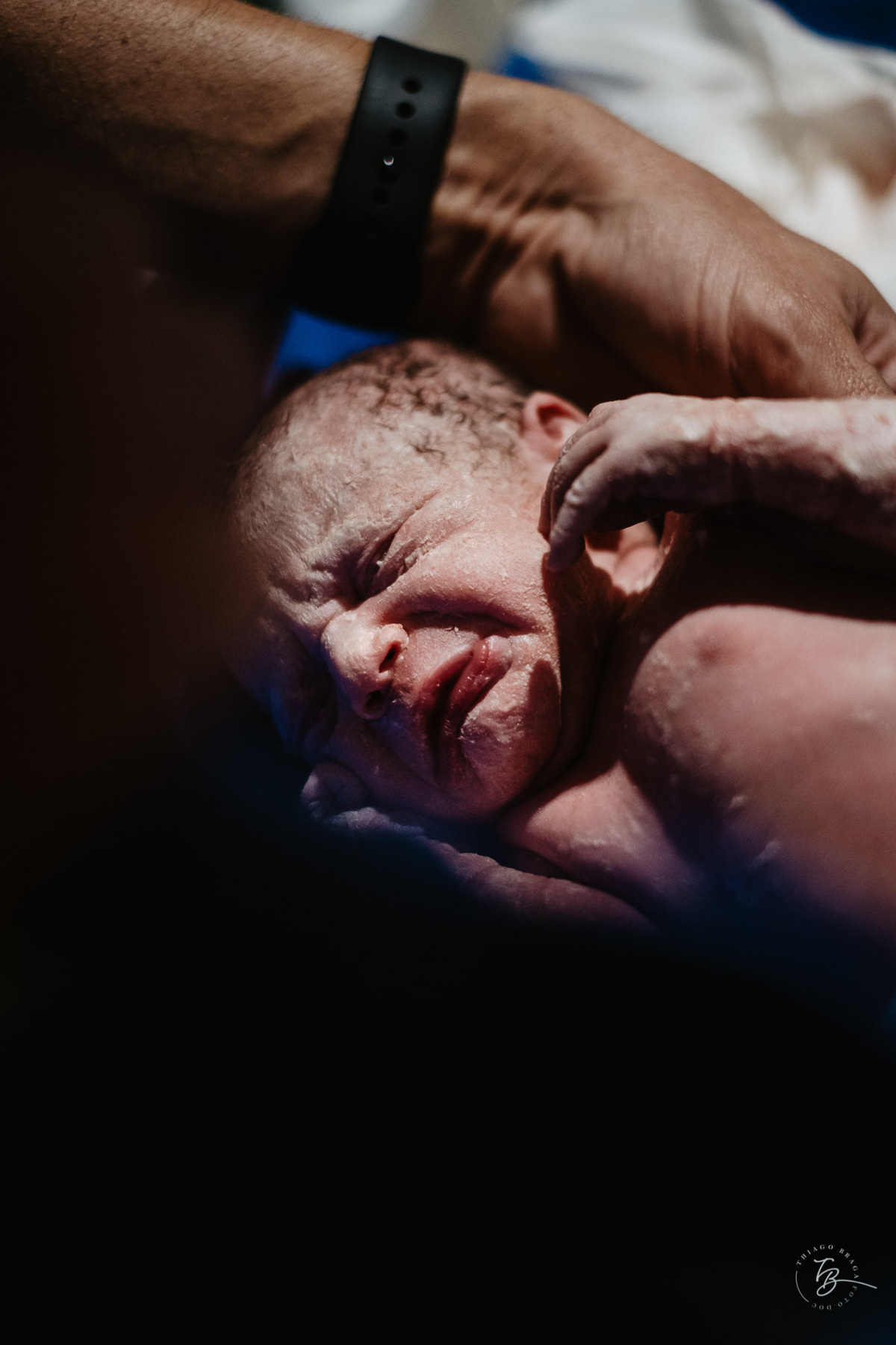 fotografia de nascimento na maternidade Santa Helena em Florianópolis por Thiago Braga