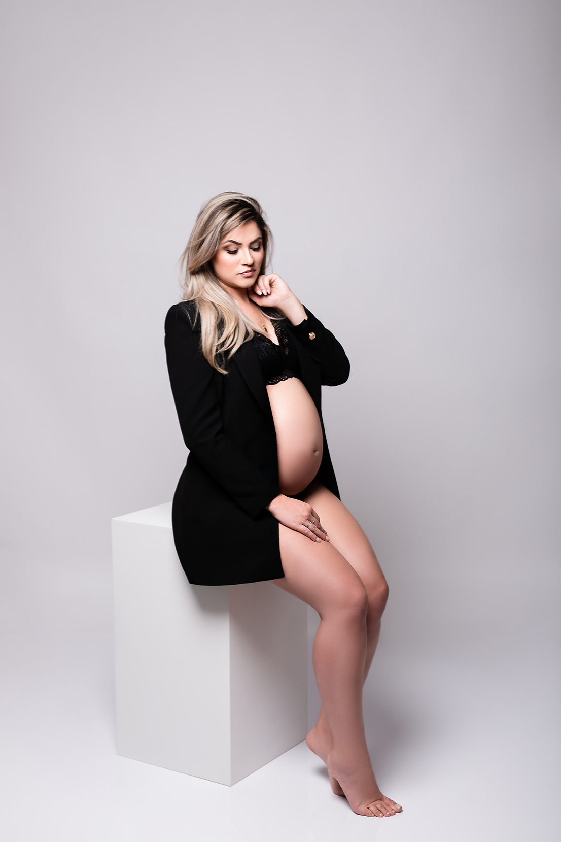 Ensaio gestante em estúdio são josé dos campos