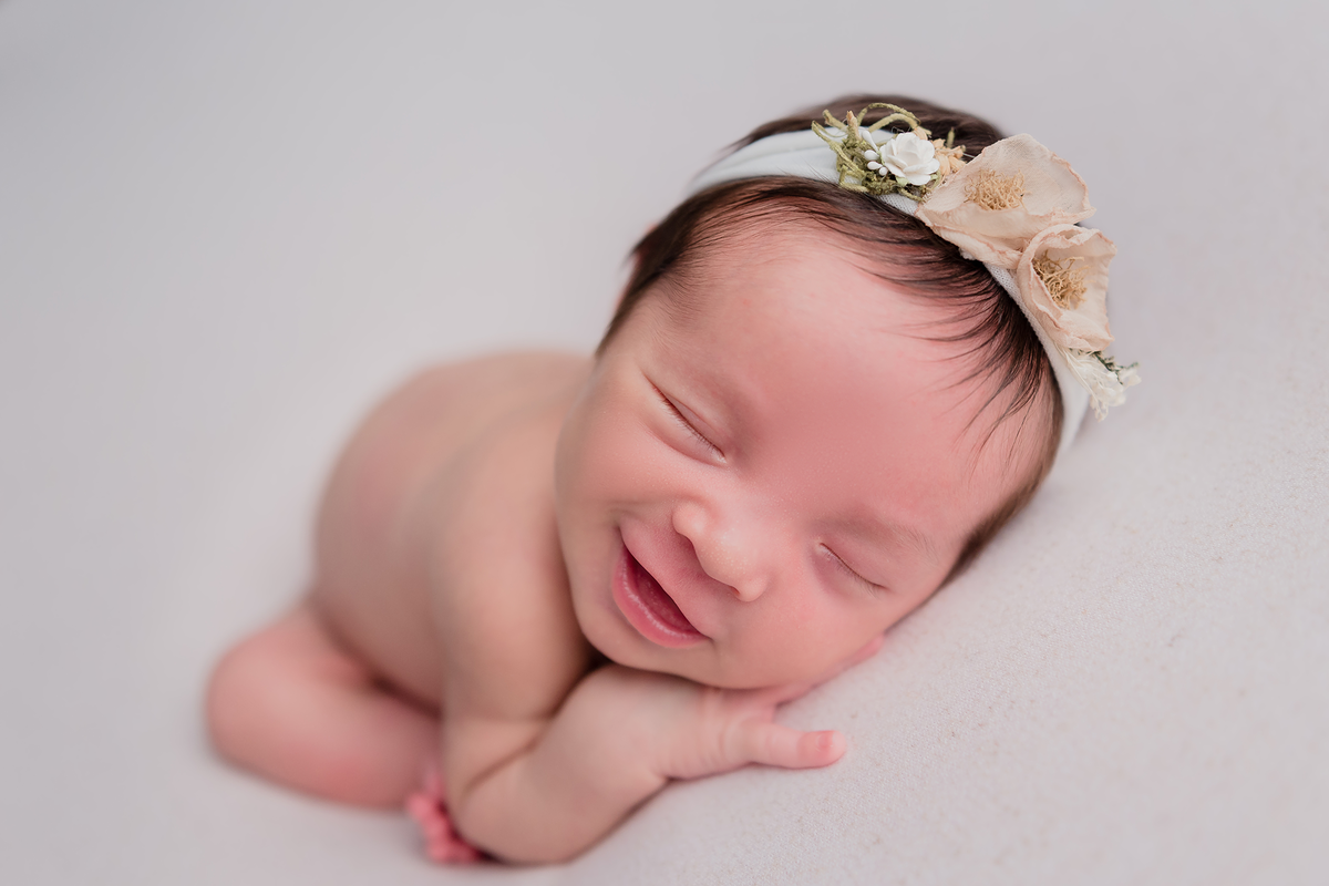 ensaio de bebê recém-nascido em são josé dos campos