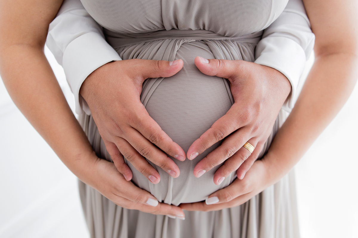 Ensaio Gestante em estúdio  em são José dos campos