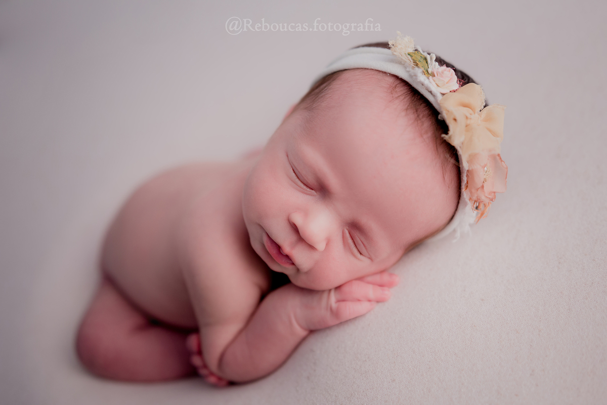 foto de bebê recem-nascido em jacarei