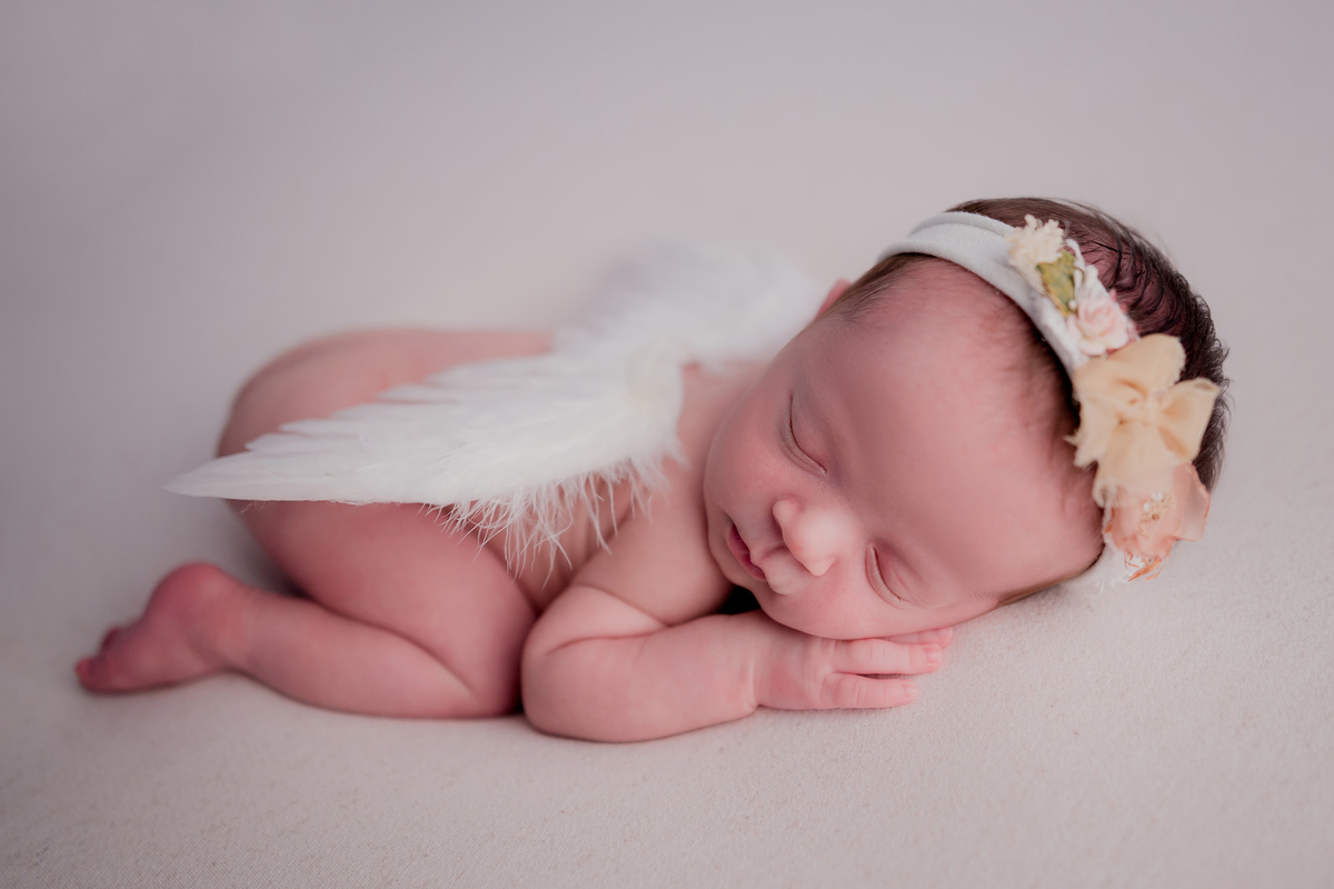 foto de bebê recem-nascido em jacarei